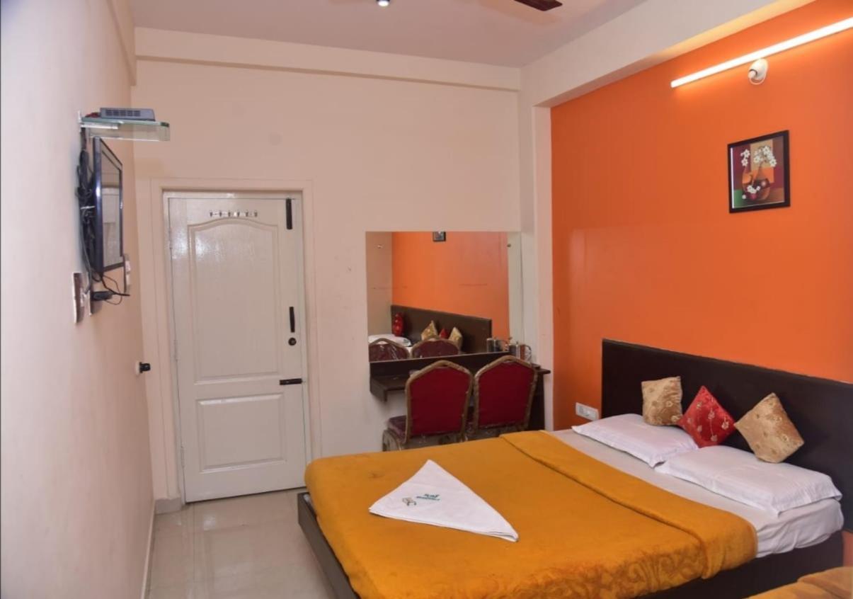 Villa N K F Residency à Mysore Extérieur photo