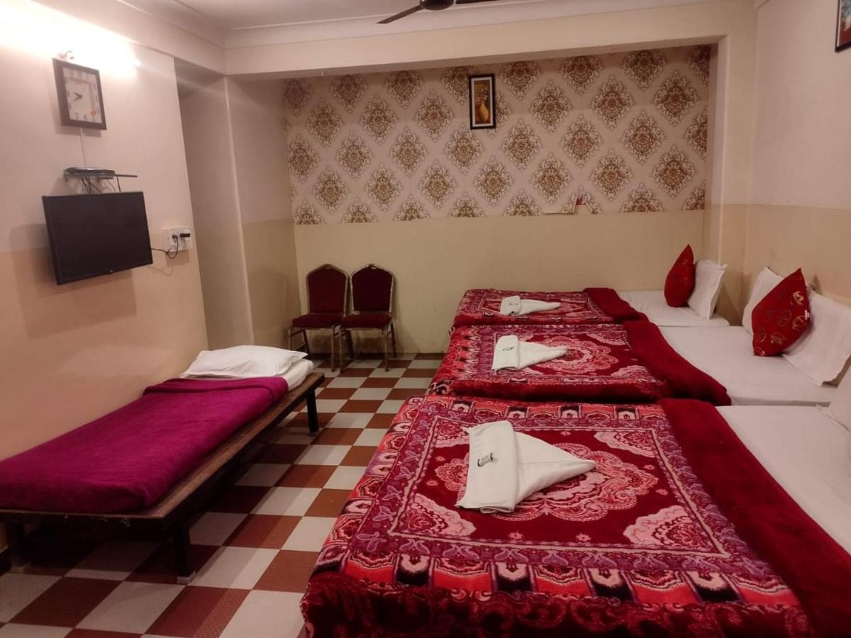 Villa N K F Residency à Mysore Extérieur photo